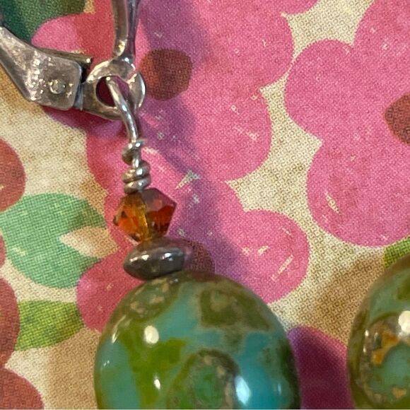 Sterling, green tortoise, hematite and Swarovski Crystal drop earrings - Picture 3 of 8